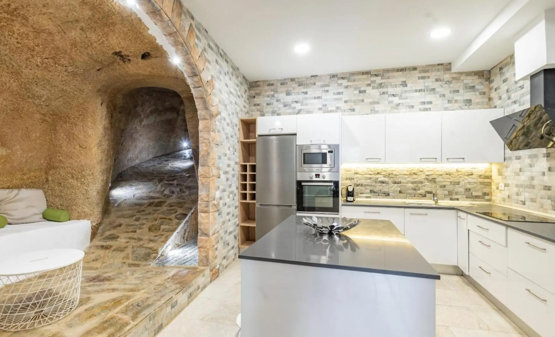 Arico Cave Experience Villa