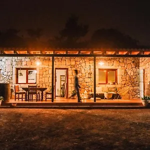  Ferienhaus Beautiful Olive's Cave House